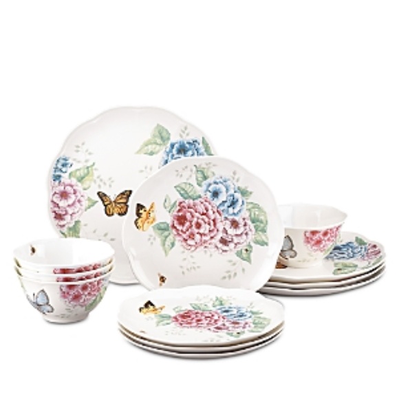 Butterfly Meadow Hydrangea Dinnerware Set - 12 Piece - Picture 1 of 1